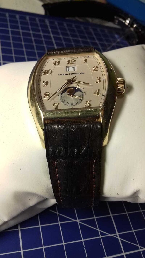 Ремешок на часы Girard Perregaux из каймана коричневый